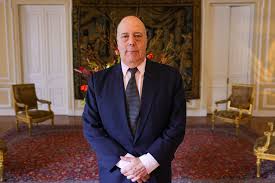 Presidente llamó a consultas al embajador de Colombia ante  Estados Unidos