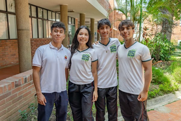 Instituto Caldas entre los 50 mejores colegios del país en  Pruebas Saber 11 2025