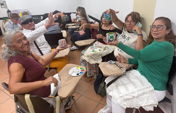 Pinceladas de vida en el Club de los Sueños Dorados