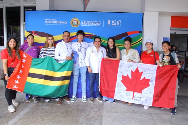 Con fiesta recibieron al primer contingente de santandereanos del programa It's Time For Education en Canadá