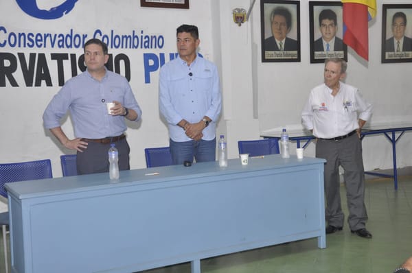 Juan Carlos Pinzón: “El oro de Santurbán se lo están robando los violentos”