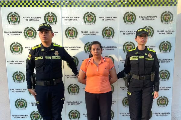 Cae la “Enfermera” del terror: capturan a la jefa de nómina y logística del Clan del Golfo que opera en Santander