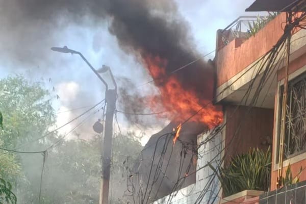 Incendio consume una casa en el Porvenir, Bucaramanga
