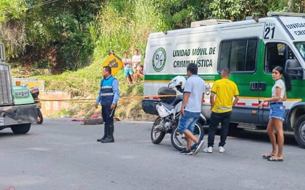 Menor de 17 años murió tras caer bajo una tractomula en movimiento