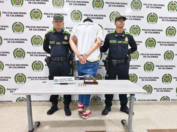 Un revólver menos en las calles