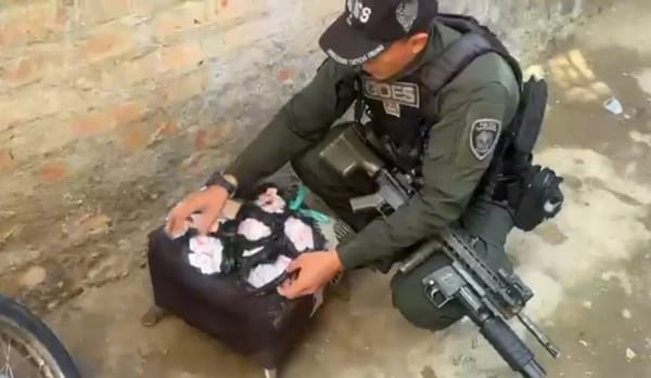 'Viejo' cayócon cocaína lista para entregarla a sus a sus clientes