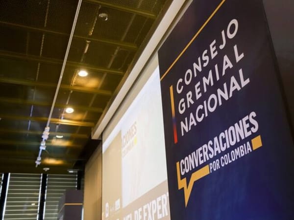 Debate por salario mínimo se intensifica: gremios apoyan suspensión del decreto y piden equilibrio económico