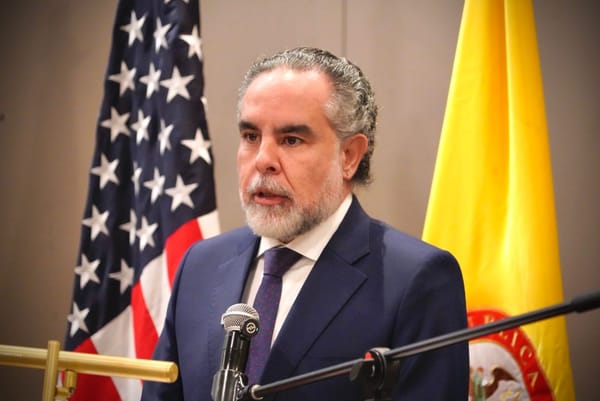 “El Gobierno no compite en las elecciones, las garantiza”: Armando Benedetti