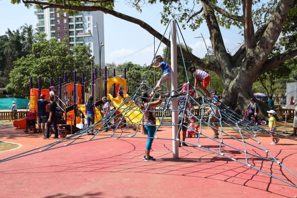 Los parques dejan de ser tierra de nadie en la ciudad bonita