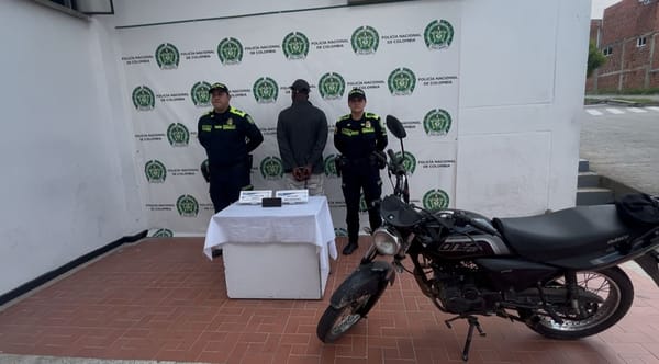Mototaxista terminó capturado tras robar celular en Floridablanca