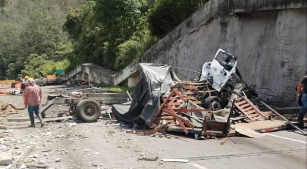 Cierre total en vía Cajamarca – Ibague por siniestro en túnel los azulejos