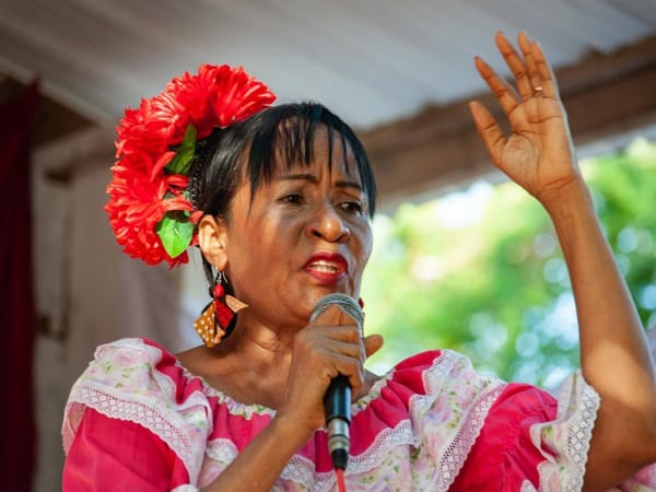 Mujer Barranqueña haz parte de “Cantoras, raíces ribereñas”