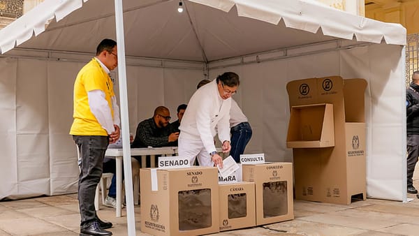Petro pide investigar diferencias entre cifras a boca de urna y las publicadas