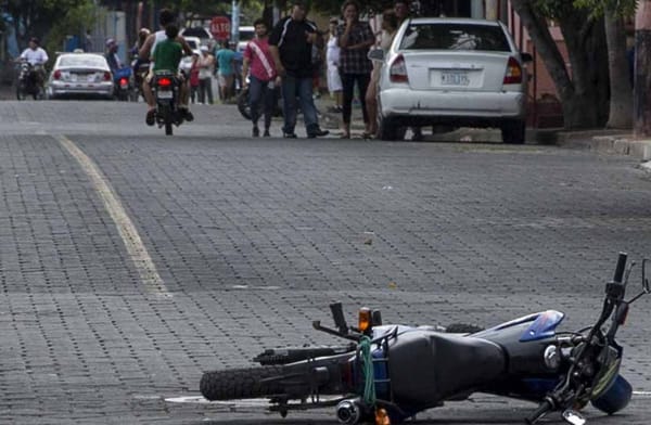 Iba para su hogar y ‘la pelona’ lo bajó de la motocicleta a tiros