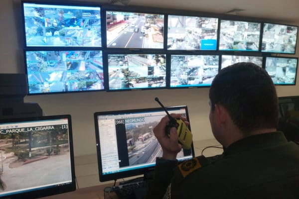 Cien ‘ojos’ nuevos reconocerán rostros y placas en Bucaramanga
