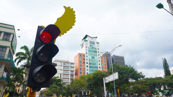Renovación de red semafórica es responsabilidad del Concejo