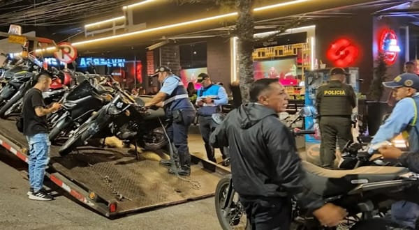 Regresa prohibición de motos en la madrugada de los fines de semana en Bucaramanga
