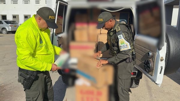 Decomisado cargamento de cigarrillos de contrabando en la Guajira que ba ser repartido por el país