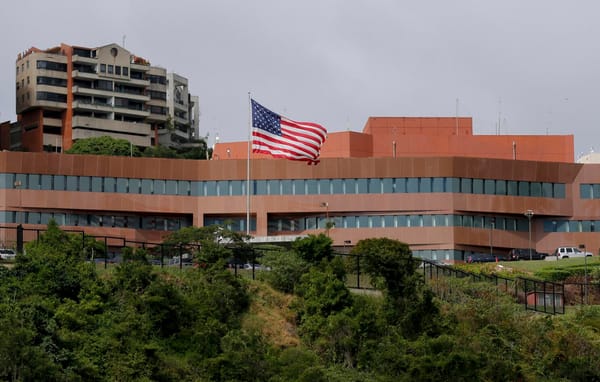 Embajada de Estados Unidos en Caracas volvió a funcionar tras 7 años