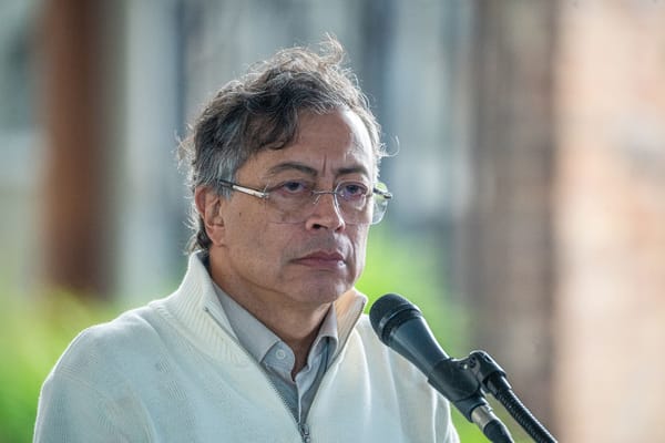 Contraloría emite preocupante advertencia sobre la deuda pública del gobierno Petro
