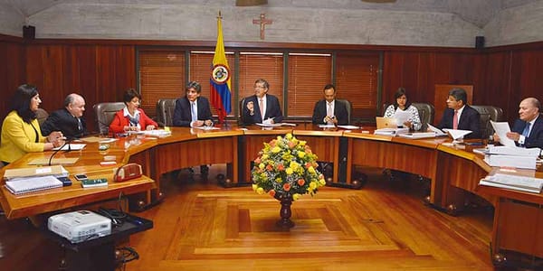 Barichara y el derecho al agua: la histórica sesión de la Corte Constitucional en Santander