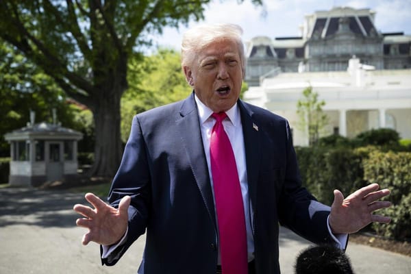 Trump agita el cambio de régimen en Irán ante el inminente fin de la tregua