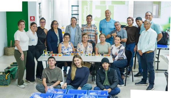 Santander fortalece el emprendimiento con jornada de innovación y formación estratégica