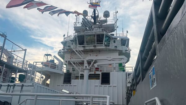 La samaria recibe el primer buque del mundo movido con amoníaco verde