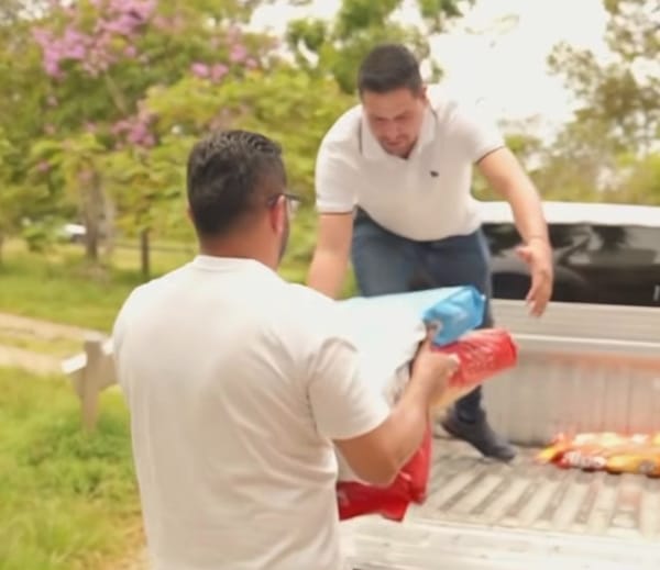 Entregado alimento donado en radiotón para beneficio de los 'peluditos' de Bucaramanga