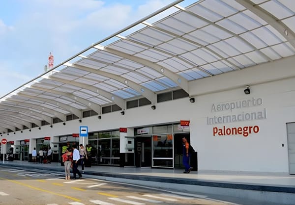 Aeropuerto Palonegro volvió a funcionar con normalidad