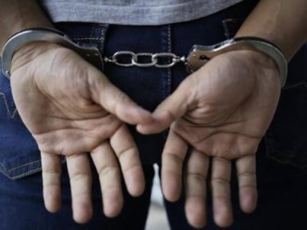 De uniforme a capturado: patrullero detenido en operativo por porte ilegal de armas en Santander