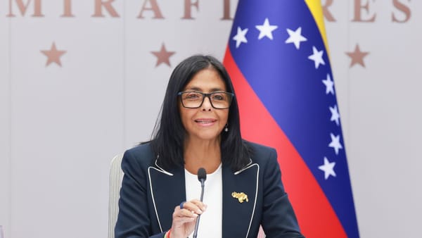 Estados Unidos levanta sanciones personales a Delcy Rodríguez