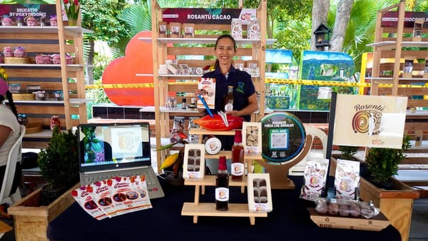 Más de 1.000 asistentes dinamizaron el comercio local en Expo Conecta Lebrija