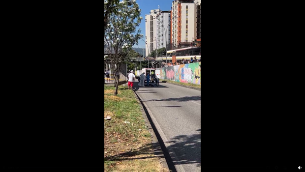 Trágico choque en plena autopista: motociclista murió tras salir expulsado varios metros en Floridablanca