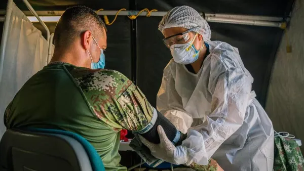 ¿Como terminó un anestesiólogo que compró su cartón universitario en Temu en el dispensario médico Militar de Bucaramanga?