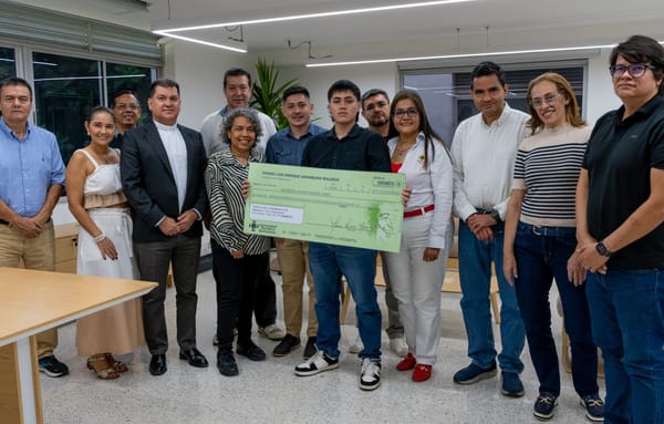 Entrega de Beca Luis Enrique Aramburo Bolaños 2026