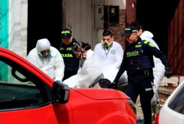 Una víctima mortal por incendio de una mueblería en Bucaramanga