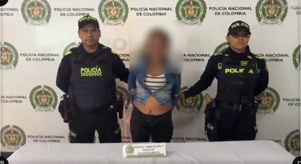 Cayó en Girón con 50 dosis de bazuco listas para la venta