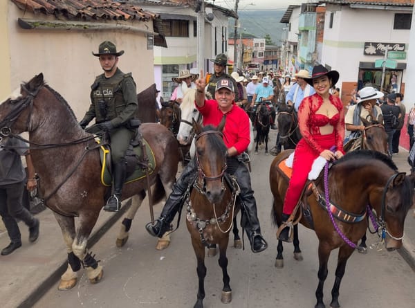 Gran Cabalgata en Ferias y Fiestas de San Vicente de Chucurí