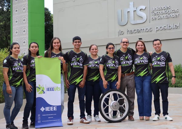 Ciencia, ingeniería y trabajo en equipo con sello Uteísta