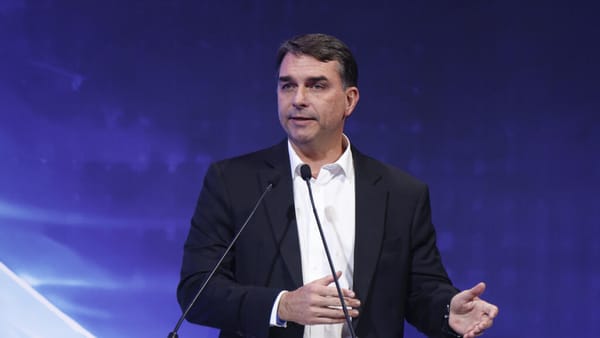 Flávio Bolsonaro es proclamado candidato presidencial del Partido Liberal en Brasil