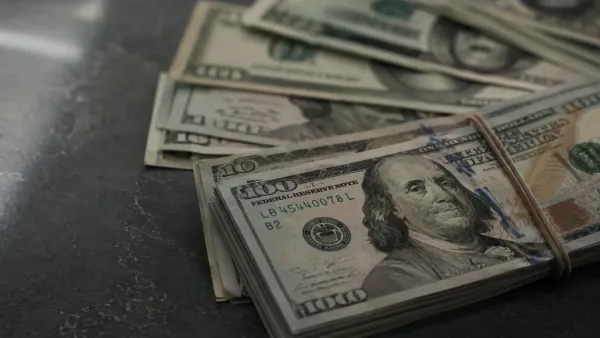 Dólar cerró en Colombia a $3.200 pesos desde 2019