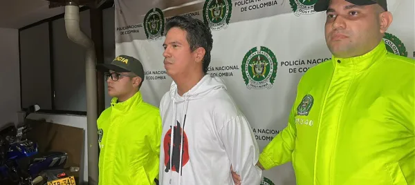 Reconocido cantante de cumbias Saul Naranjo fue condenado a más de 15 años de prisión luego de intentar asesinar a su expareja en Bucaramanga