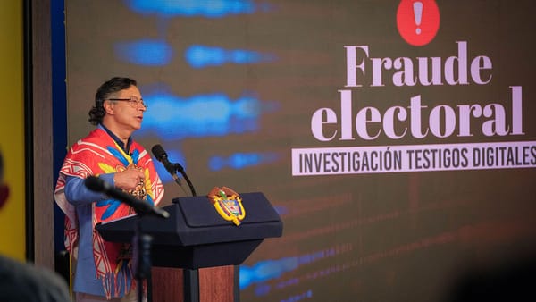 A tres días de abandonar la presidencia Petro presentó nuevas pruebas sobre presunto fraude electoral ¿Lo apoya?