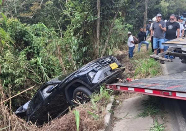 Vehículo se salió de la carretera en la Mesa de los Santos