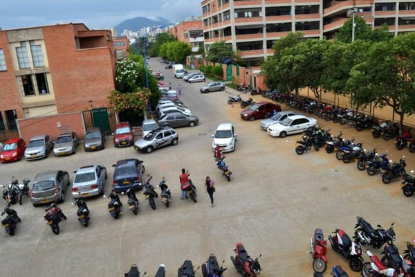 UTS habilitó parqueaderos gratuitos para sus estudiantes y profesores
