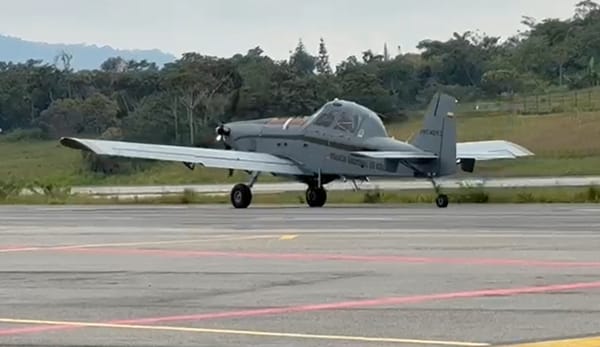 Dificultades para atacar incendio forestal desde el aire en Charta