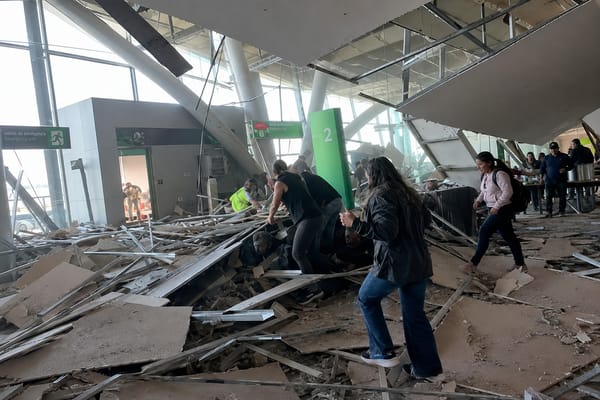 Siete aeropuertos de Colombia suspendieron operaciones tras sismo