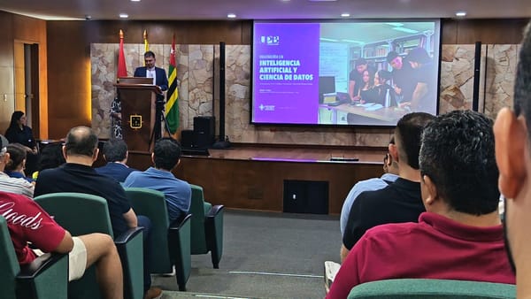 Estudiar para cambiar el futuro ya es posible en Santander: UPB prepara a jóvenes para conquistar la era de la IA