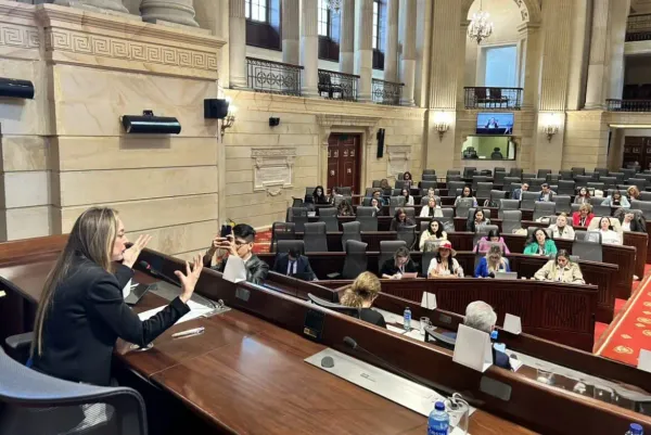 Abre investigaciones por violencia y acoso en varias instituciones del Estado
